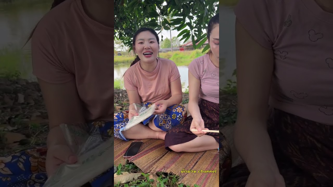 แผ่นกะยอแช่น้ำมะพร้าวอ่อน ไม่น่าดชื่อว่ารสชาดจะดีขนาดนี้