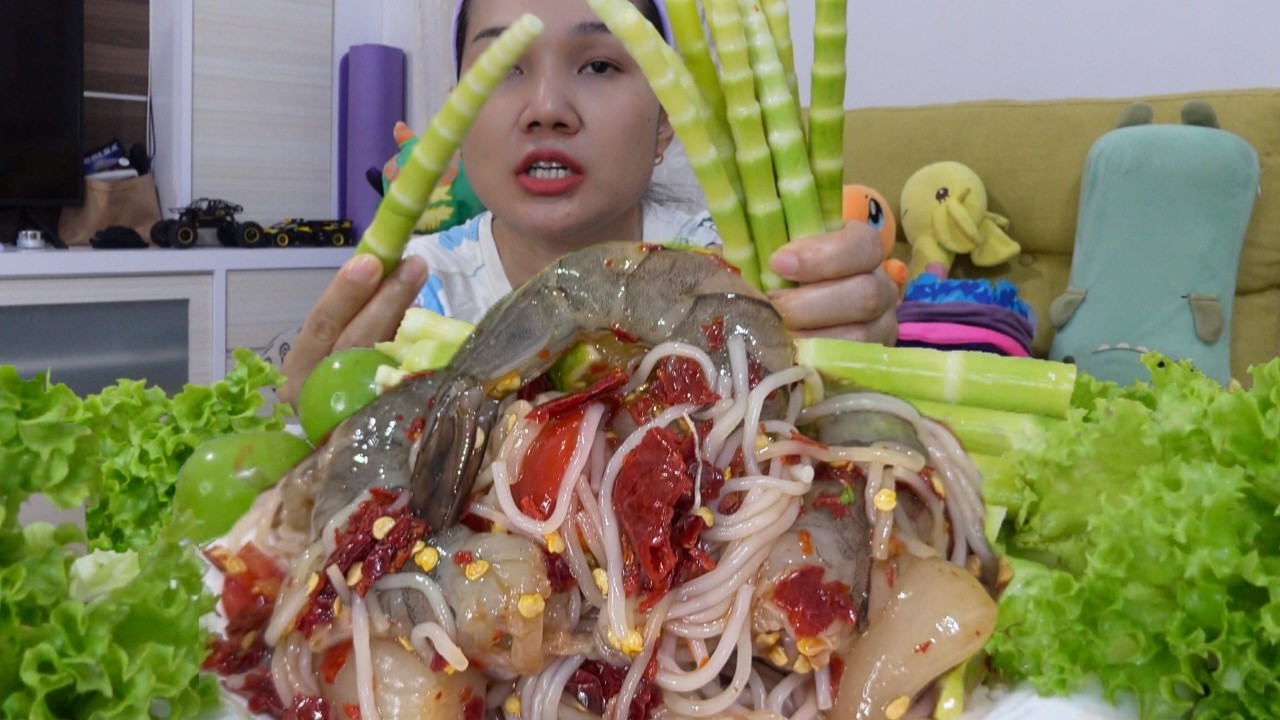 หน่อไม้จีนกรอบๆกินกับตำซั่วแซ่บนัวมาก