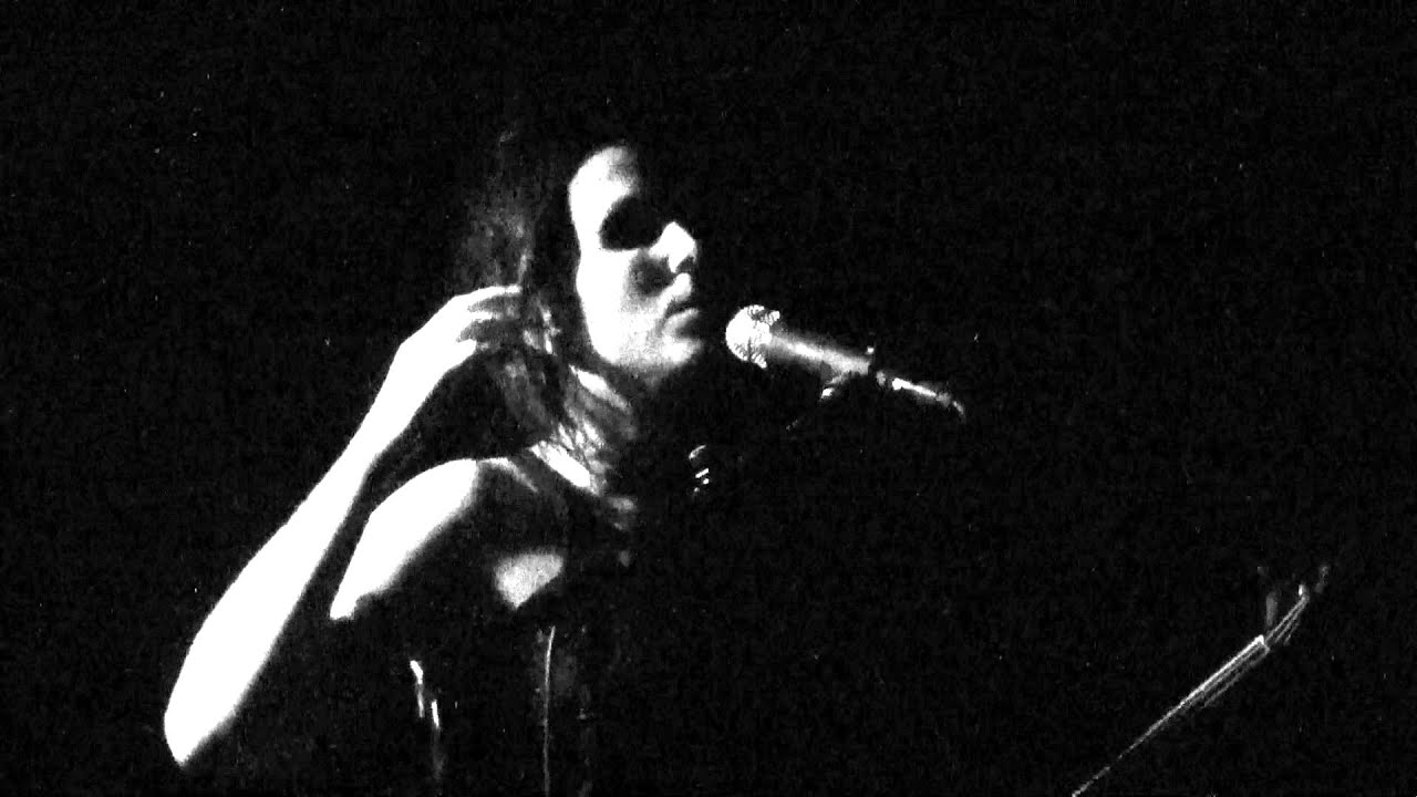 Chelsea Wolfe - Iron Moon (Live)