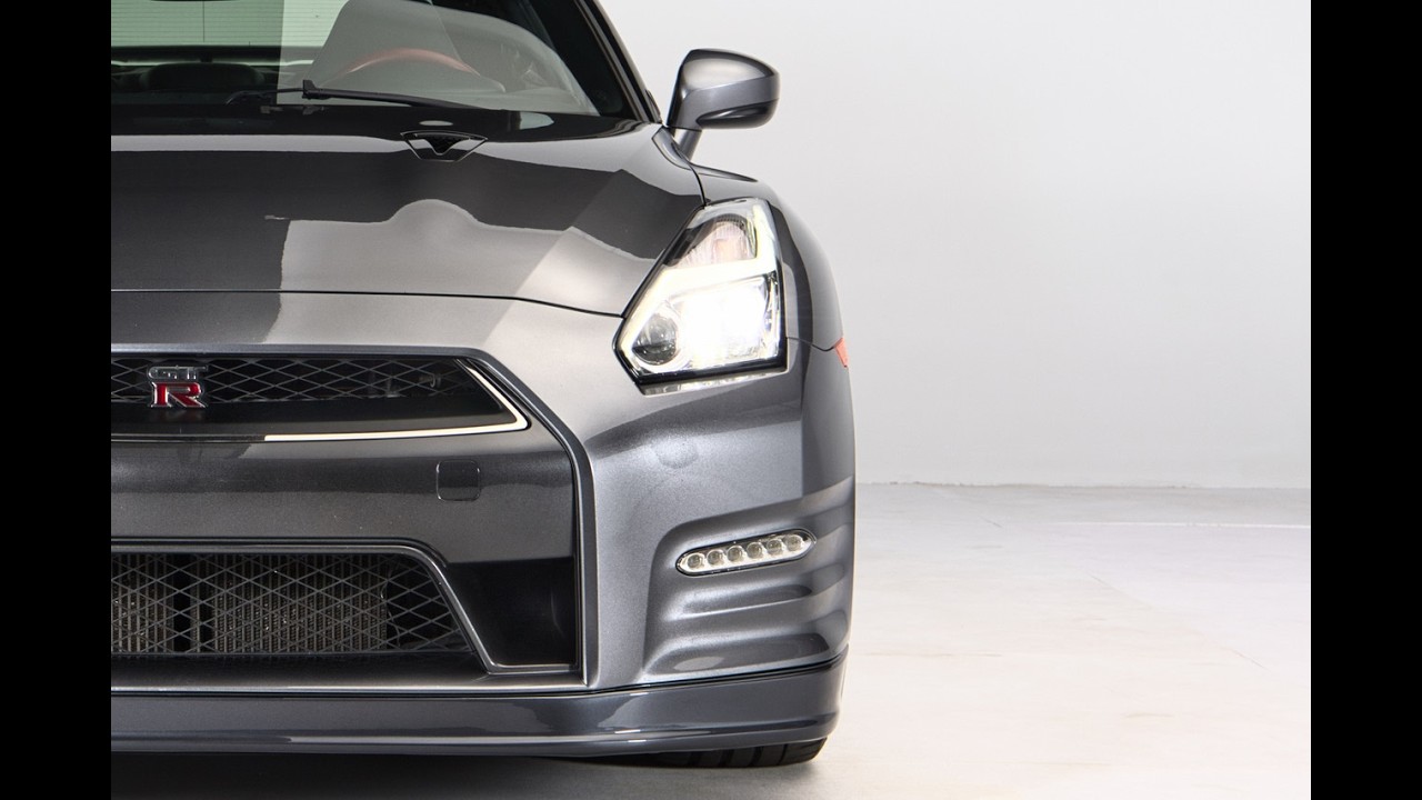 2016 Nissan GT-R Black Edition startup and walk-around