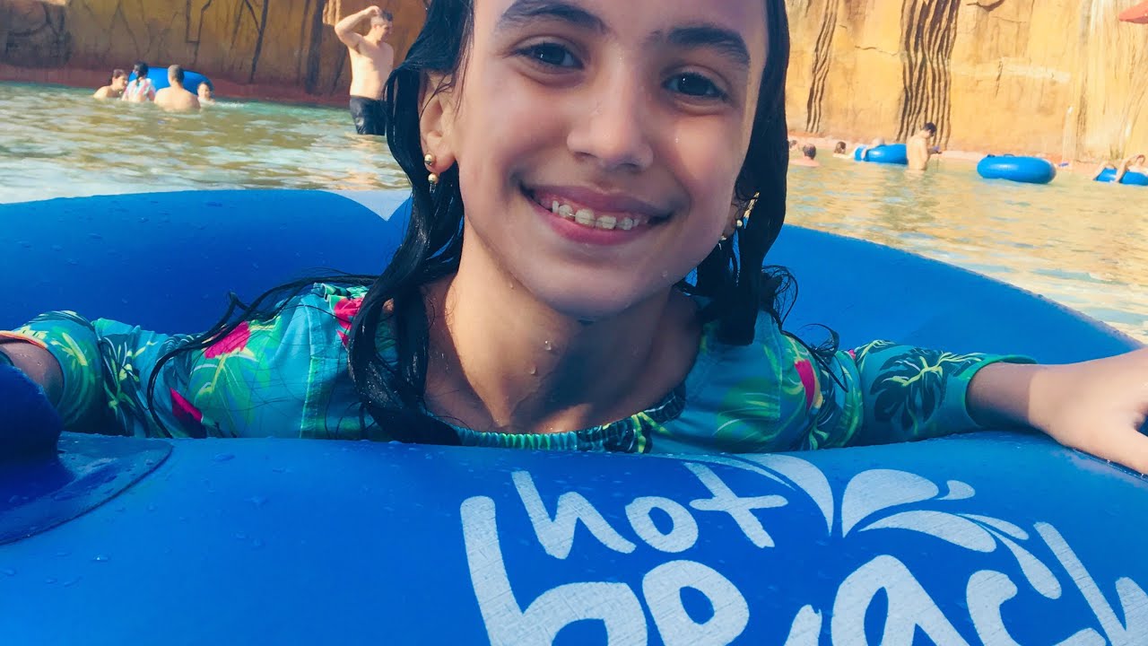 MINHA ROTINA NO PARQUE AQUÁTICO HOT BEACH OLÍMPIA - Bia Otoni Boo