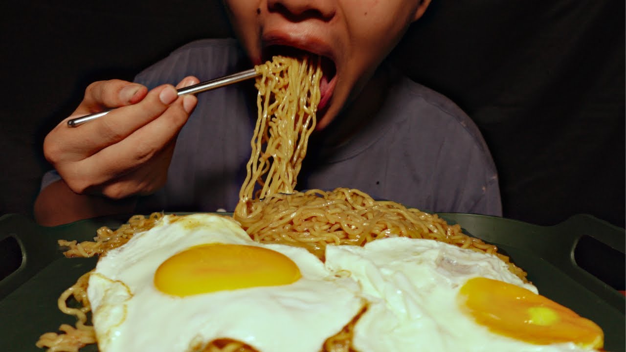 ASMR Mukbang | Indomie Noodles + Fried Egg! (Steaming Hot & Savory)