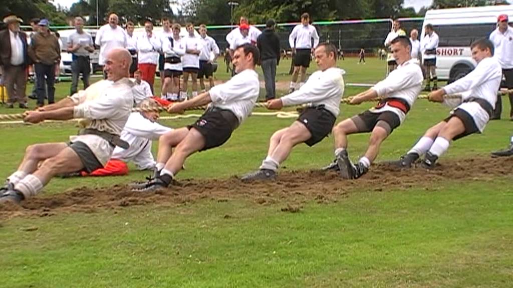 2013 UK Outdoor Tug of War Championships - Men 600 Kilos Bronze Medal Pull - First End