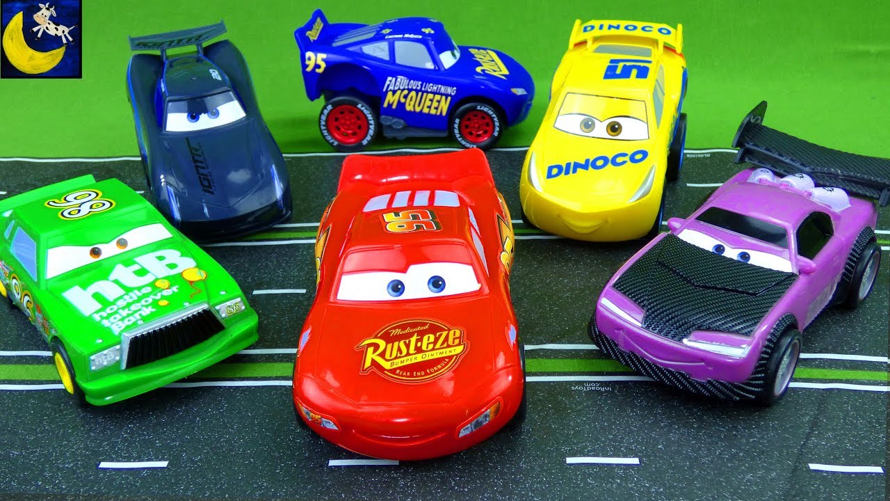 Stunts Lightning McQueen Chick Hicks and Boost FLIP and RACE Revvin Action Disney Cars 3 Toys!