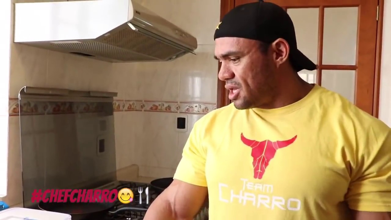 CHARRO LOMELI /RECETA DE CLARAS DE HUEVO CON AVENA