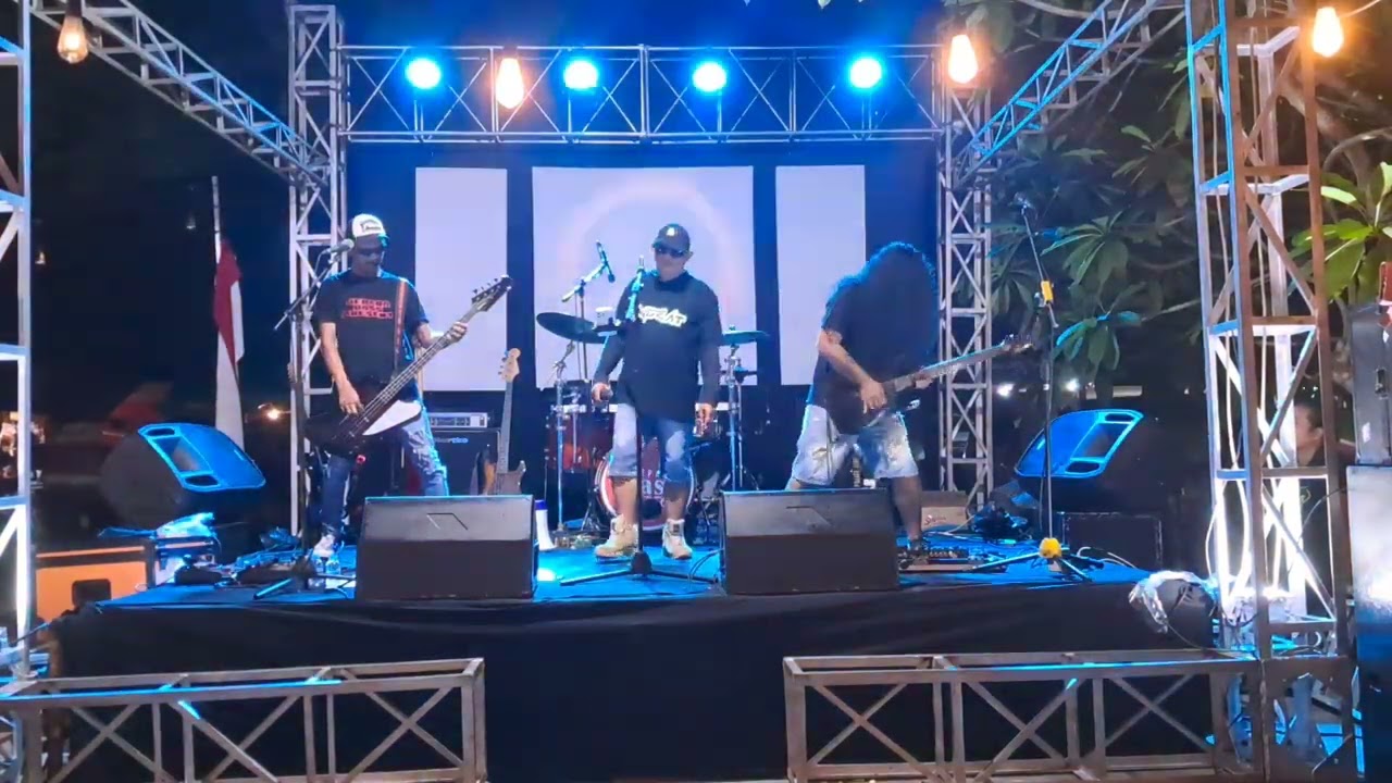 Jamrud ( ingin jadi koboi ) : Ningrat band live in concert