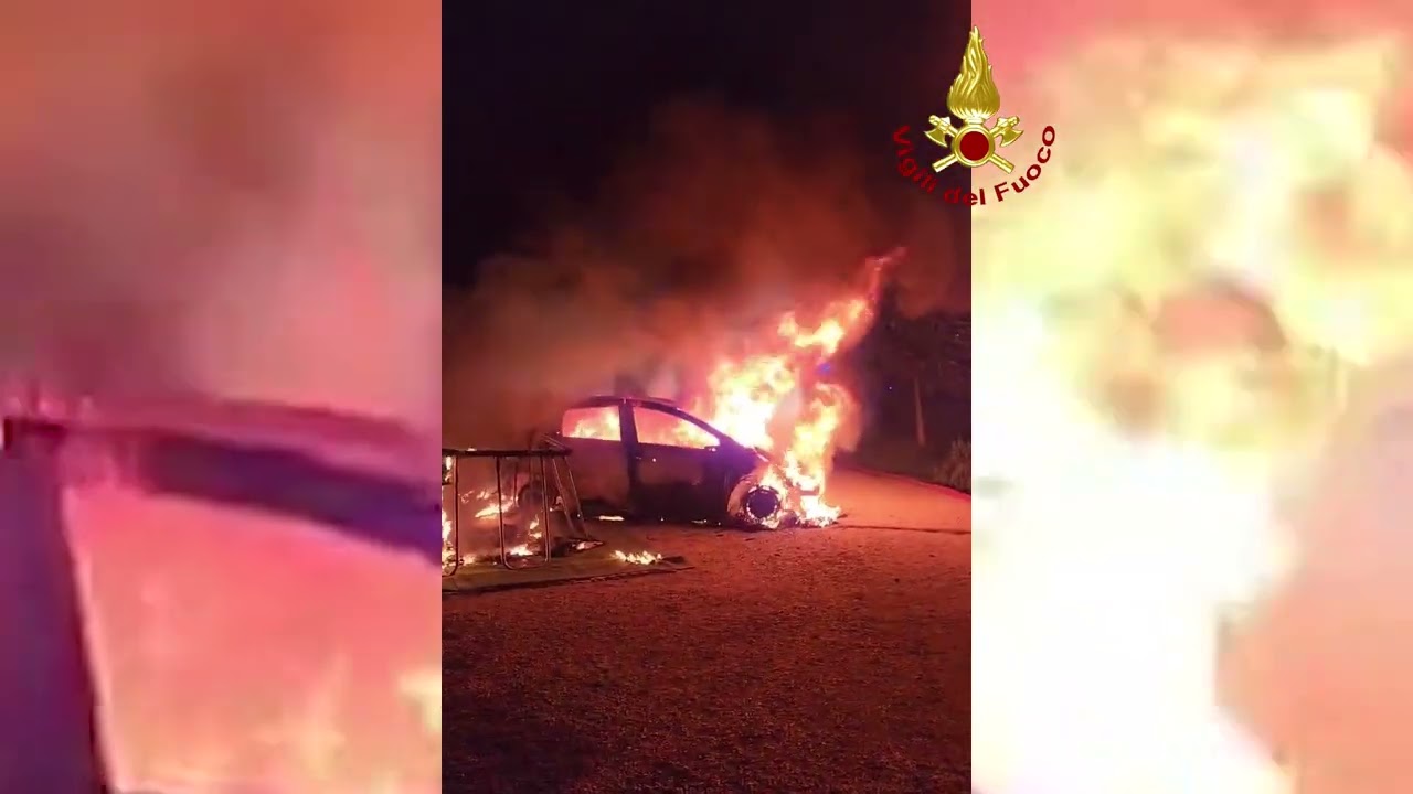 L'incendio parte dal garage e si espande alla casa: notte di paura a Vigonza