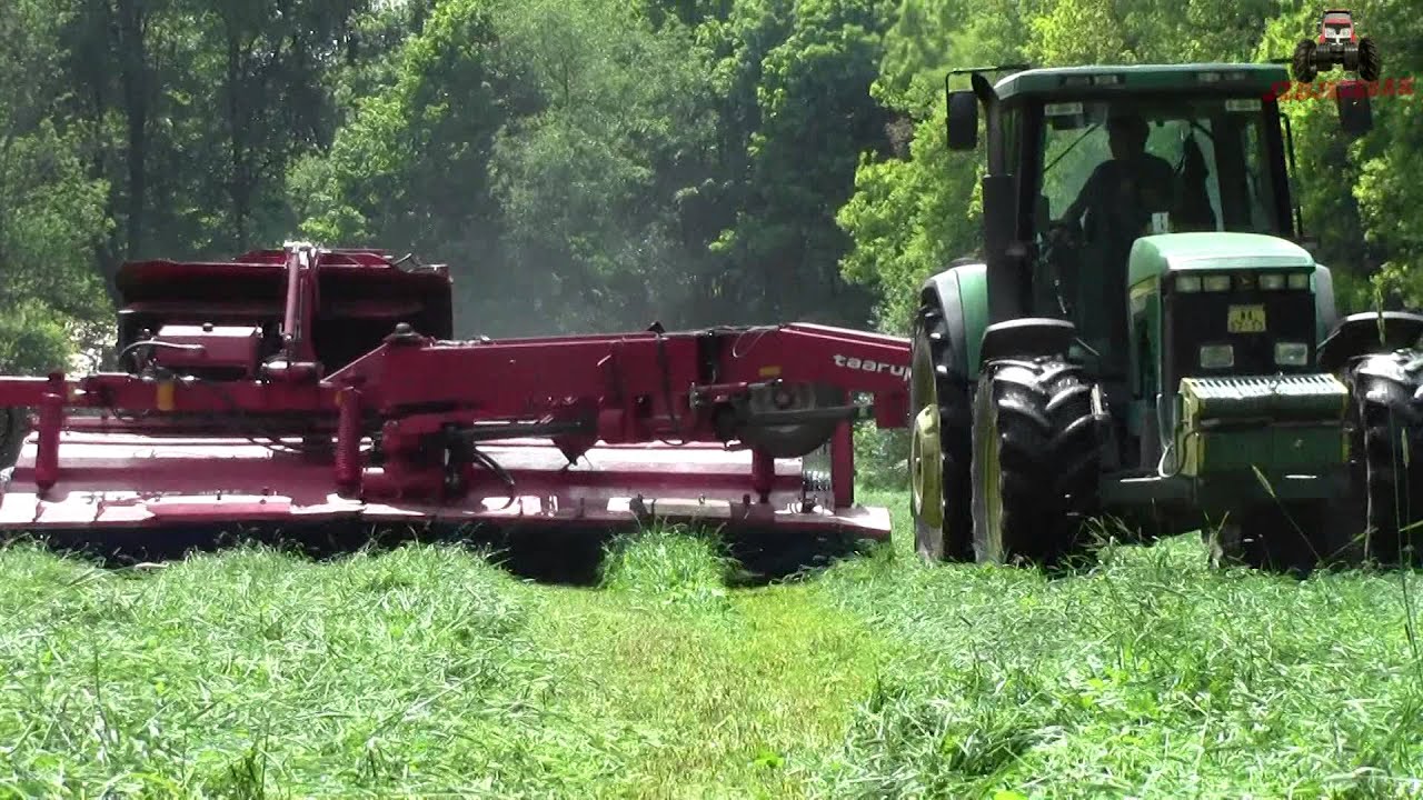 John Deere 8200 sečení luk s Taarup 4062 C (ZD Jindřichův Hradec)