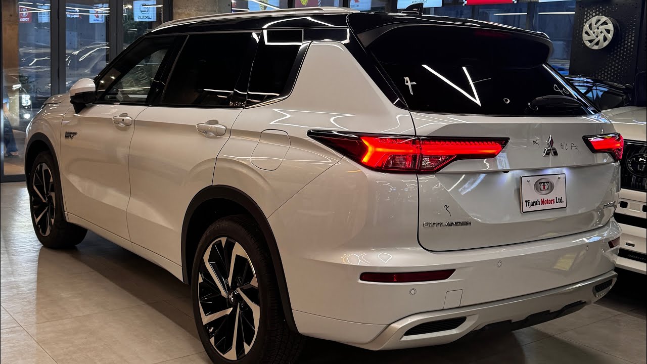 Mitsubishi #Outlander PHEV 7 Seat. Largest JDM car Stock available at #Tijarah Motors. 📱01733015114