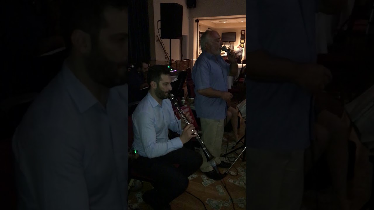 Nikos Nadalis, George Floradis, & Vasili Patrikis Xiotiko Spiti ~ Ouzo Vradia