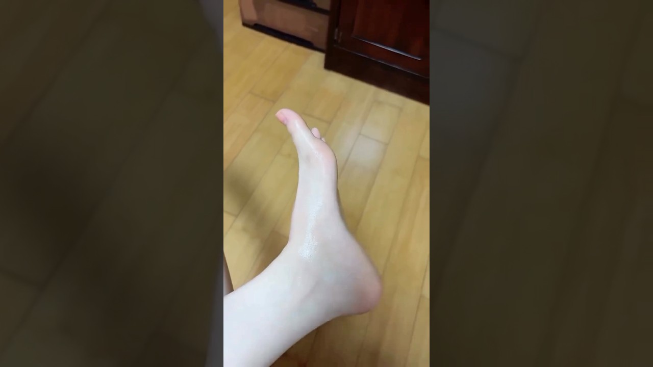 Beautiful girl feet 🦶 #viralvideo #memes #girls