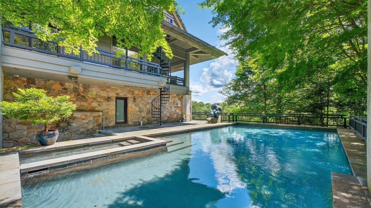 16 Gorge Lane, Pound Ridge, NY 10576