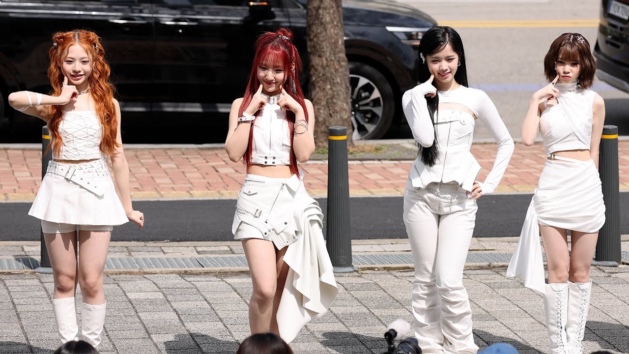 유니스(UNIS) 데뷔 첫 미니팬미팅 포토타임~엔딩 (Photo time + Ending) | Mini Fan Meeting • 240330