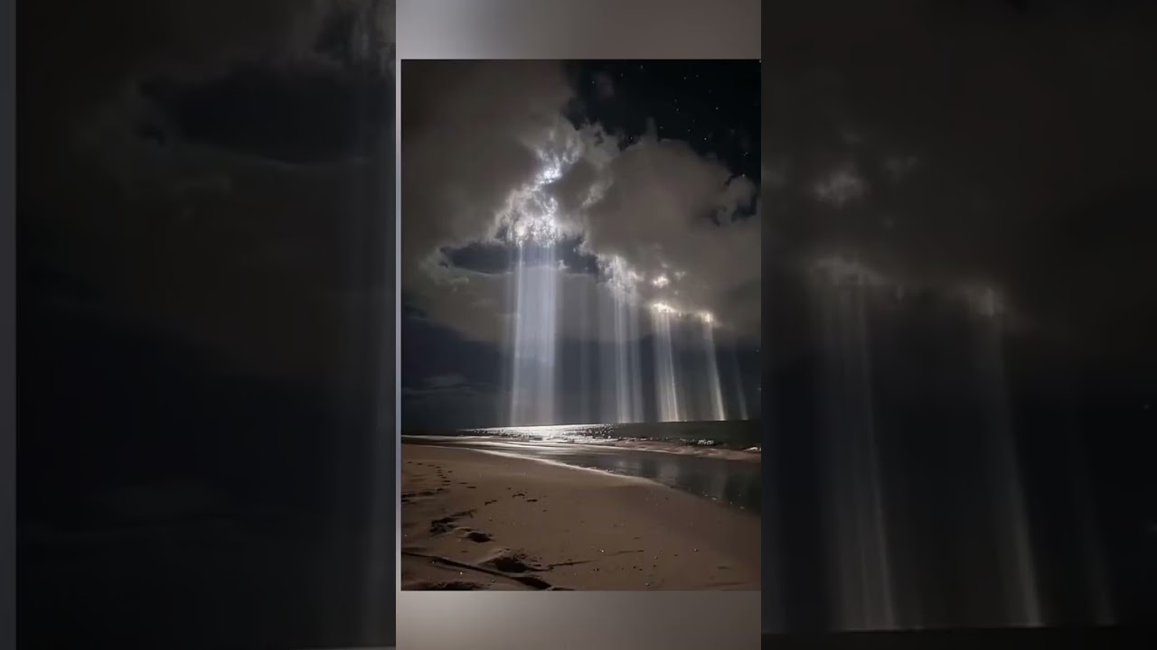 What REALLY Causes MIND-BLOWING Light Pillars ? Ascension Shorts  #physics