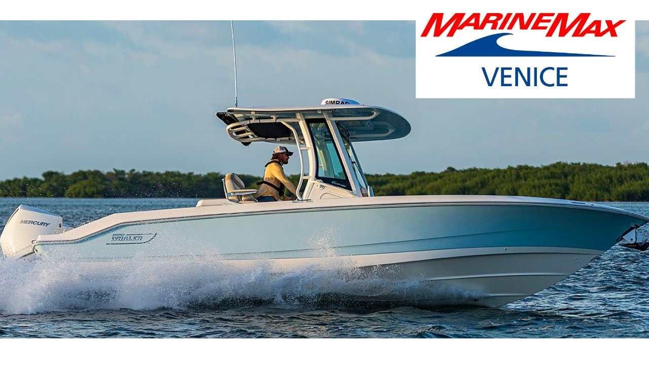Boston Whaler 280 Dauntless Located at MarineMax Venice and Cape Haze!