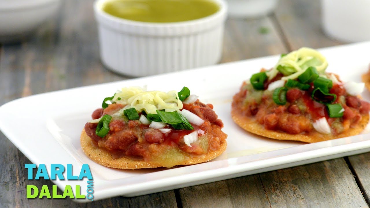 मेक्सिकन टाकोज | Mexican Tacos recipe by Tarla Dalal