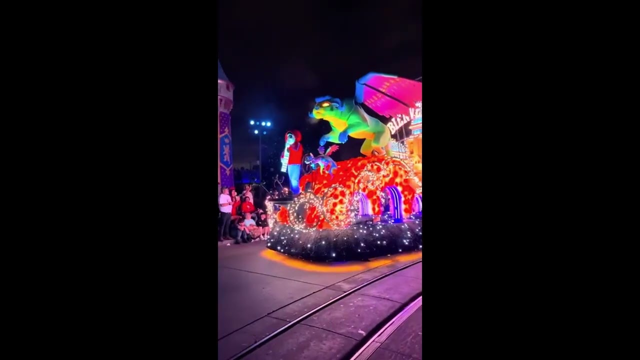 Disney World - Magic Kingdom . Disney Starlight Nighttime Parade.  #disney #indianinusa 