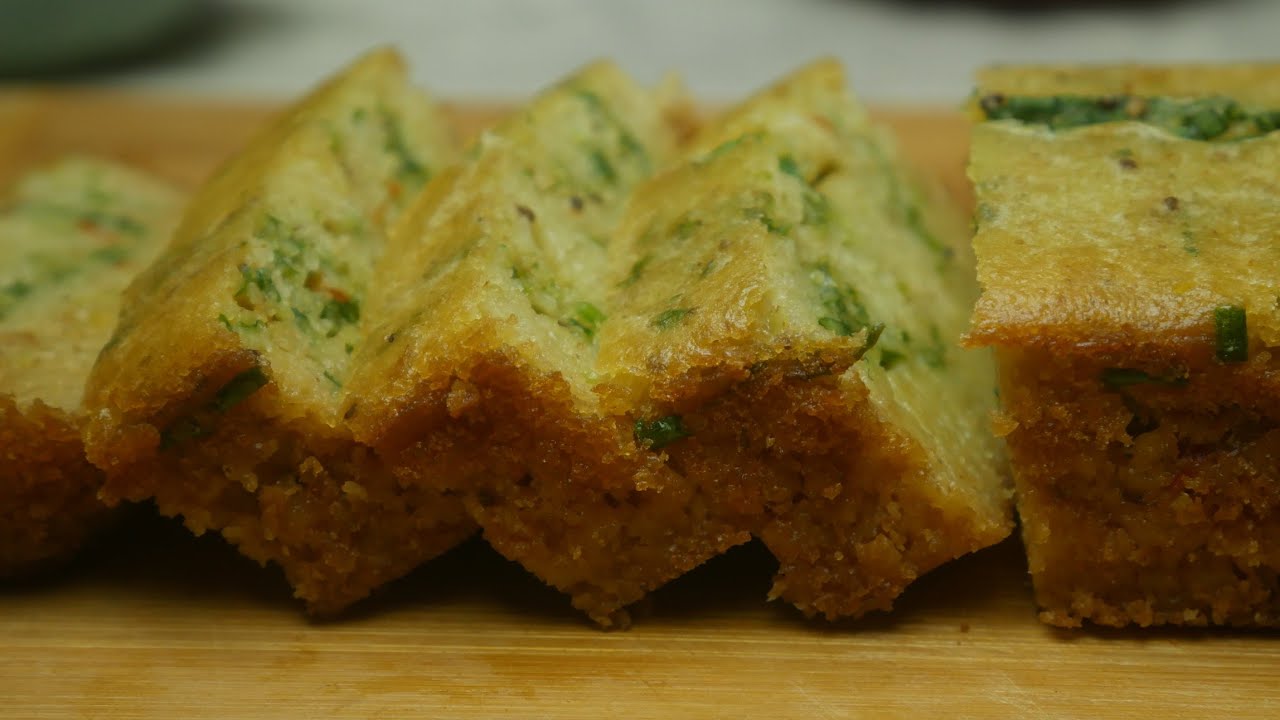 চুলায় তৈরি সুজির ঝাল কেক ।  Semolina Salt and Spicy Cake ।।