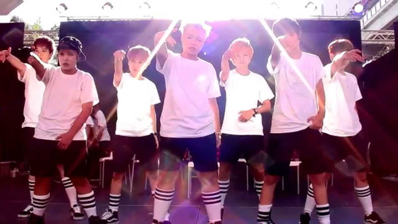 140426 BangEarn cover BTS - Concept Trailer+Just One Day+Attack on Bangtan+Boy In Luv @Hello! Korea