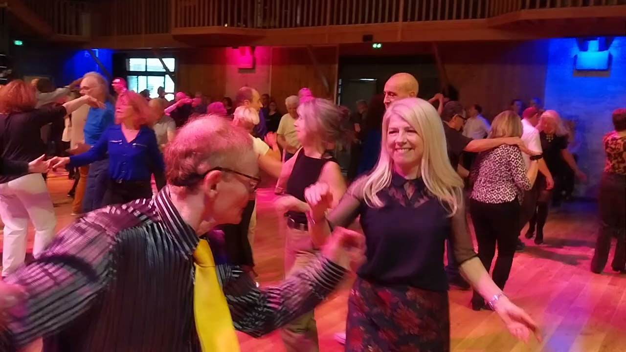 MOVIE #3/5 - LA STATION DANSE EST EN MODE ROCK'N SWING AVEC DJ LO AUX PLATINES ! 16/03/25