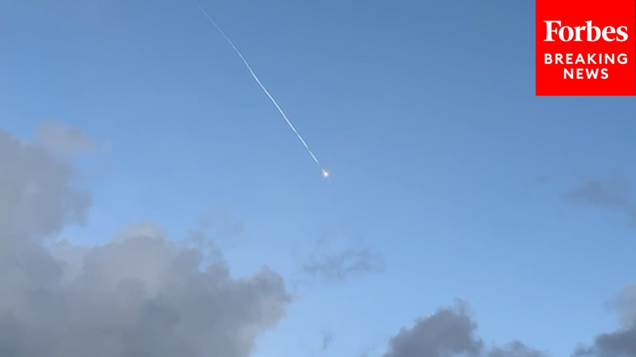 Sirens Sound Across Tel Aviv, Israel As Iranian Missiles Spotted In The Sky