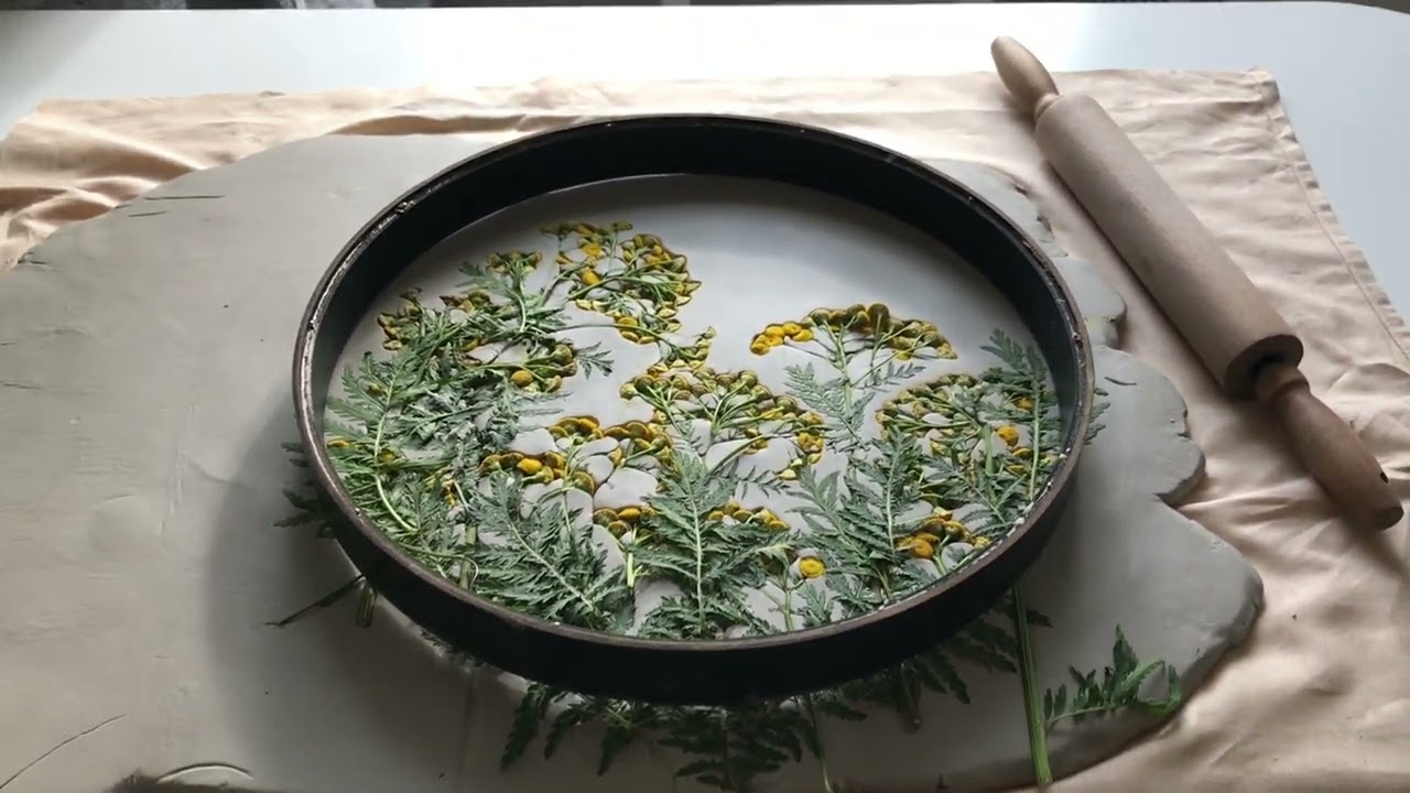 Soothing Art Vlog 🌿Pressing Designs into Clay & Casting with Plaster