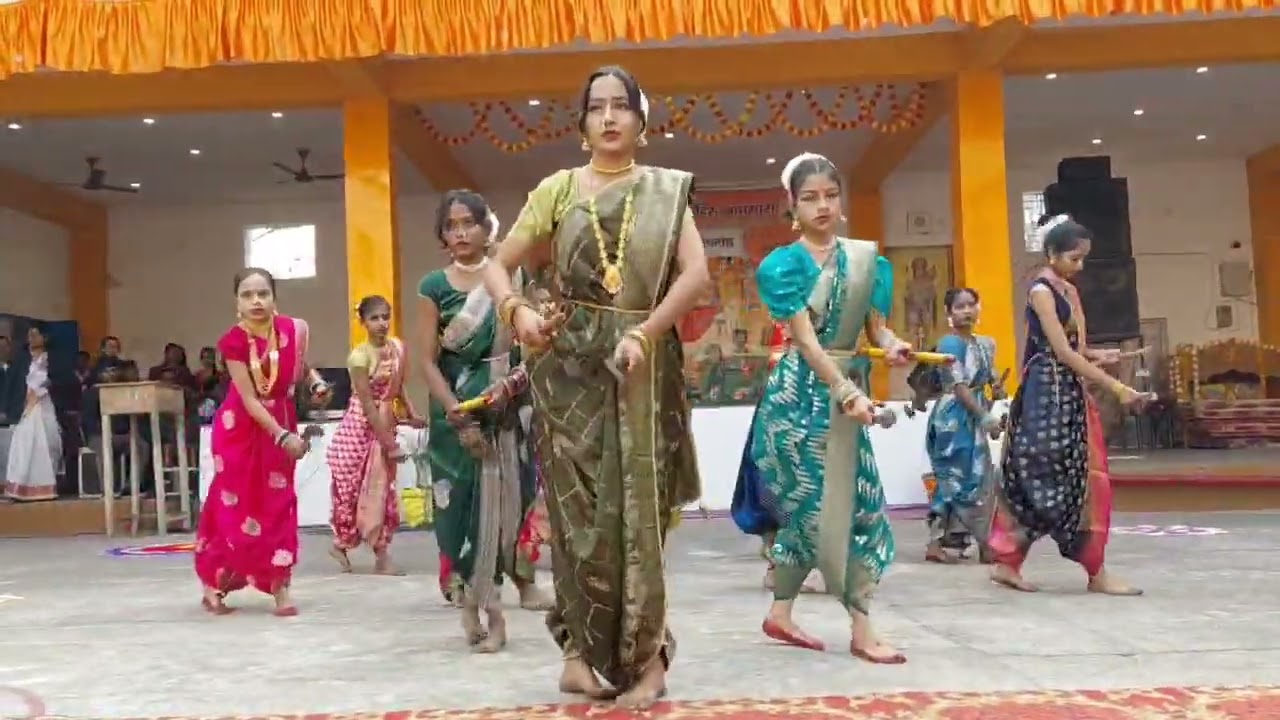#danceperformance #school #energetic dance #ssvm#vidyamandir #dance 