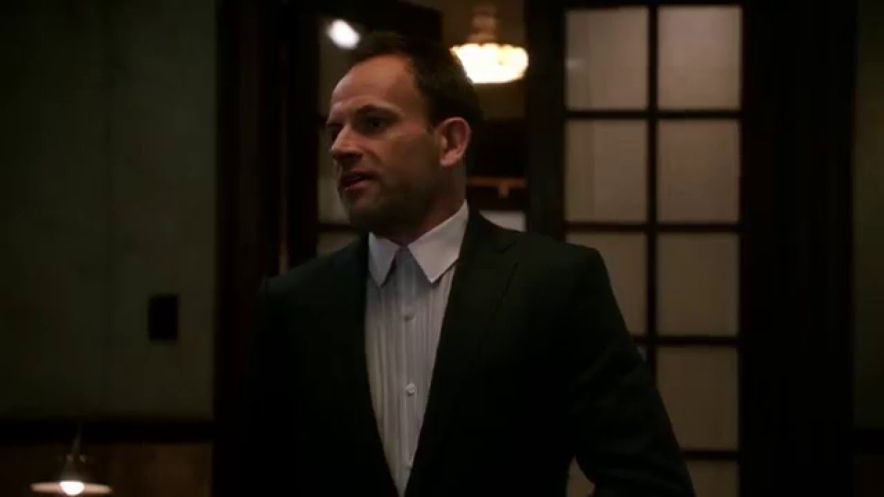 Elementary 4x09 sneak peek: Why is Sherlock refrigerating Clyde?