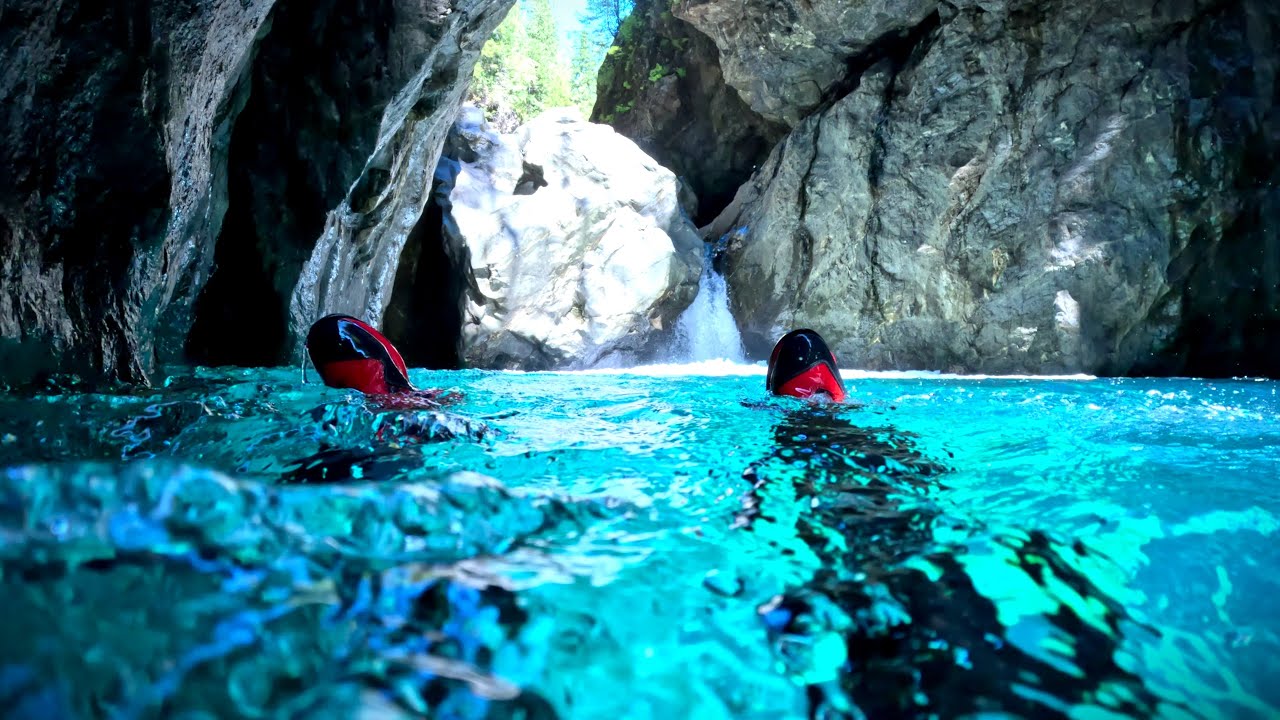 Accidentally Found Vancouver Island's Most Beautiful River Narrows