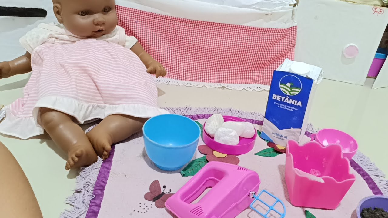 Rebeca Soffia fazendo pudim de café pela primeira vez!!!🍮☕