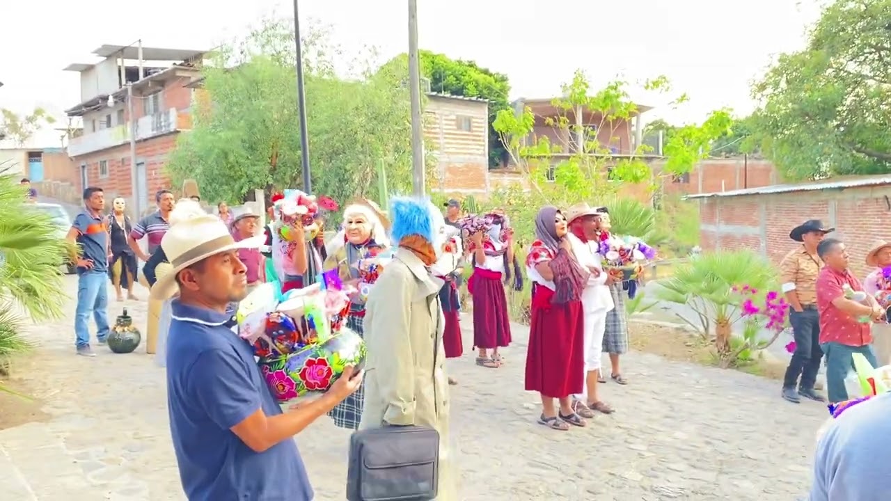 Teotitlán Del Valle, recorrido del #carnaval #tradiciones #pascua #oaxaca #fiesta