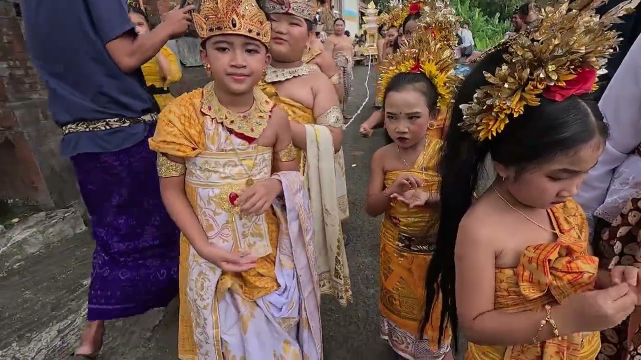 Upacara Pitra Yadnya Dadia Merajan Sunggi Pemeluk Siwa Muka Bulakan Dalem Tamblingan