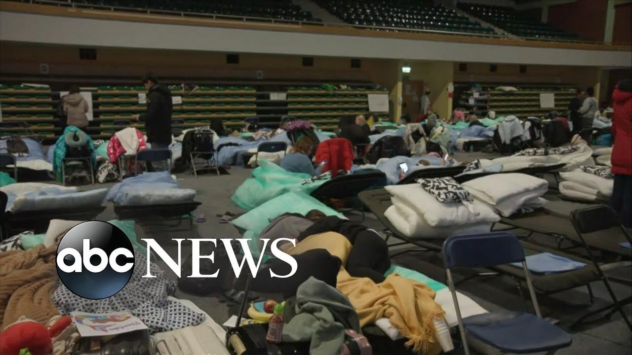An inside look at a Polish refugee center l ABCNL