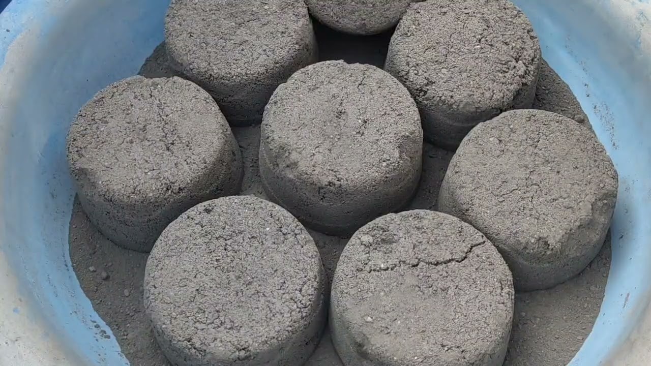 Gritty charcoalashes dry and wet crumbling by Sa Asmr