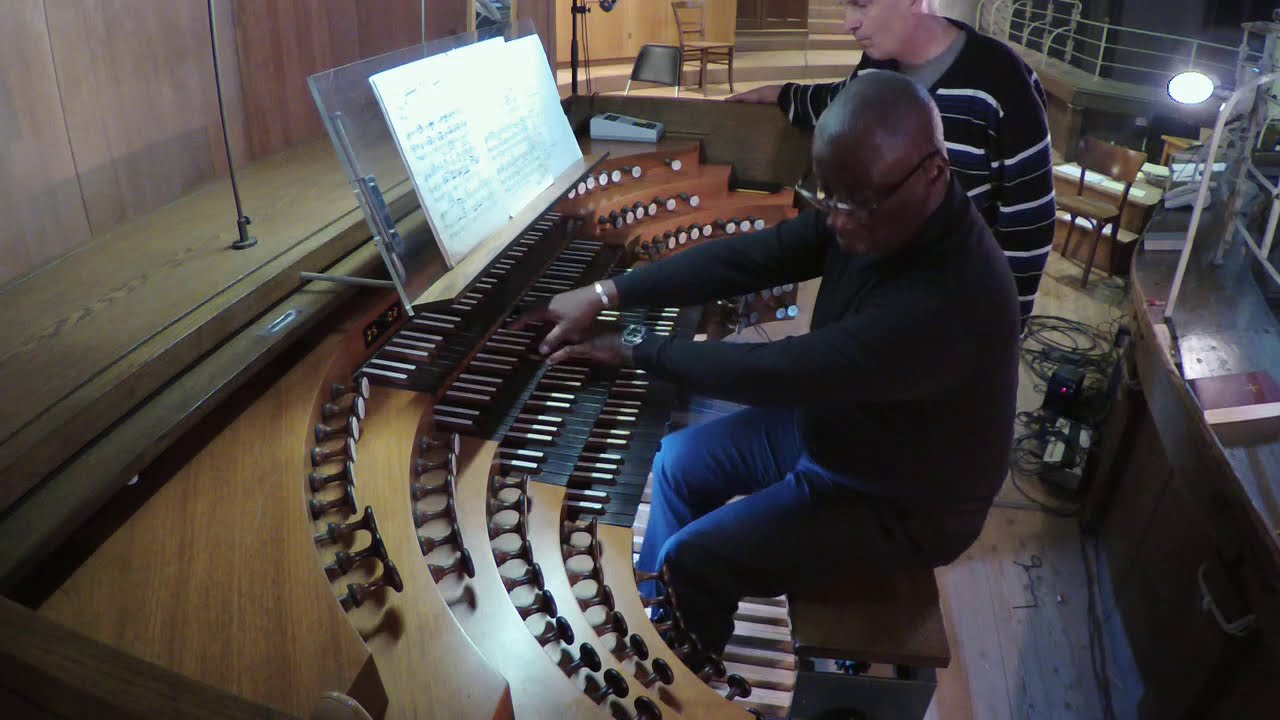 Wayne Marshall plays Introduction, Passacaglia & Fugue by Healey Willan