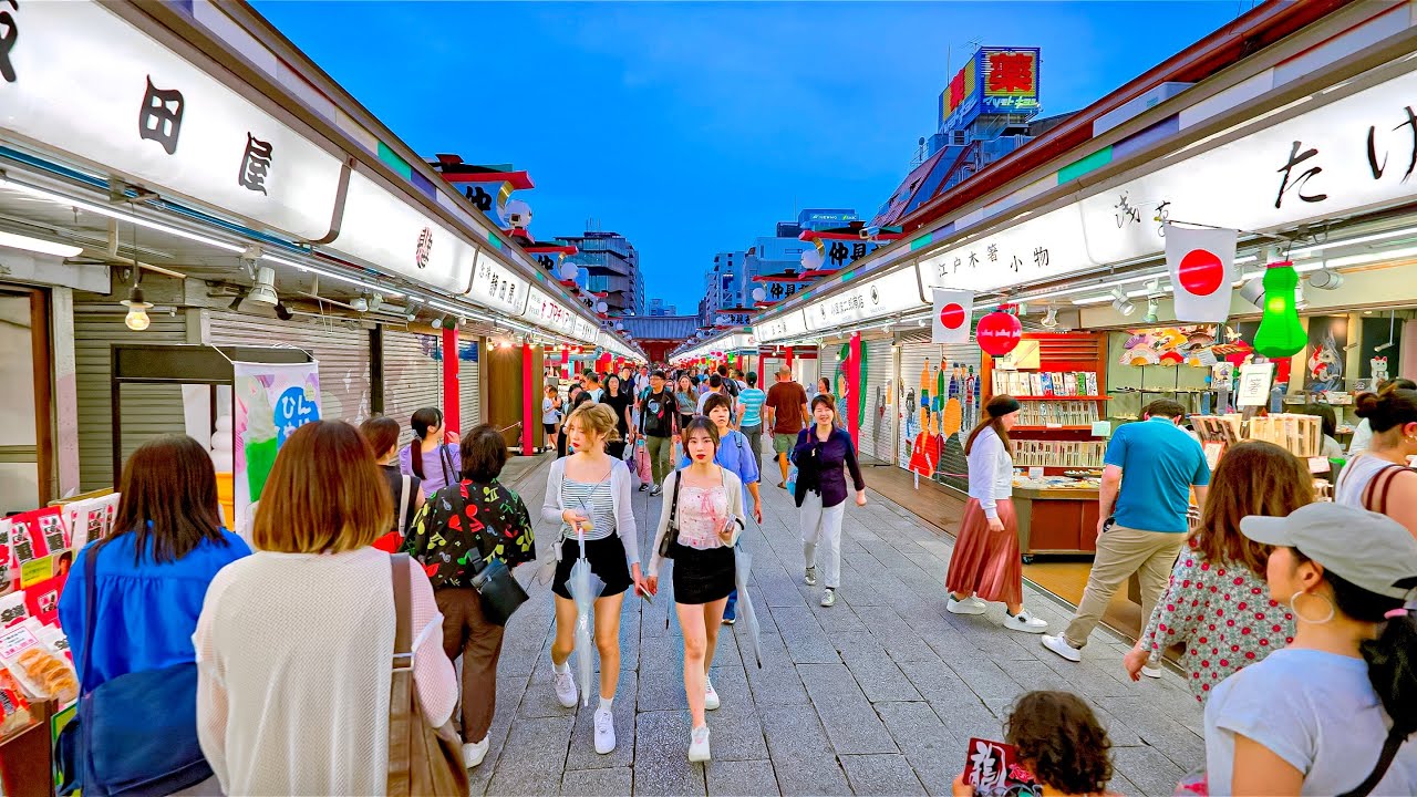 Tokyo Asakusa rainy day walking tour, Japan | Summer 2025 • 4K HDR