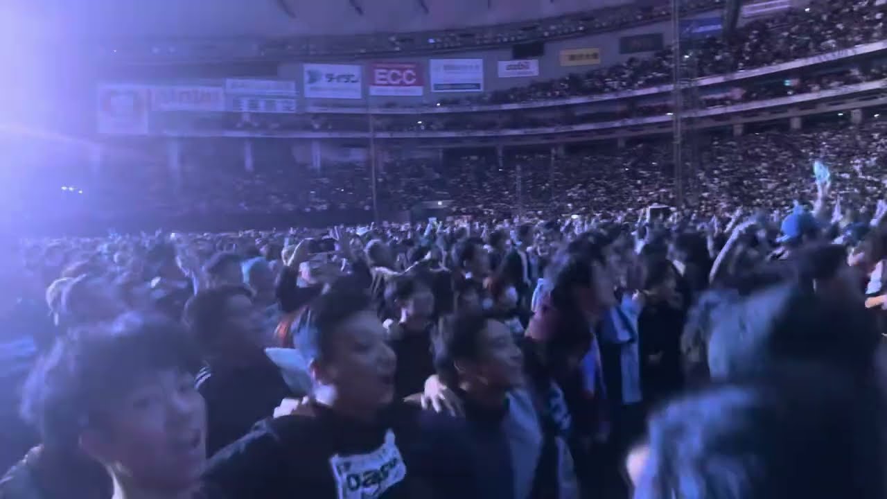 Oasis - Cigarettes & Alcohol - 26/10/2025 - Tokyo, Japan 