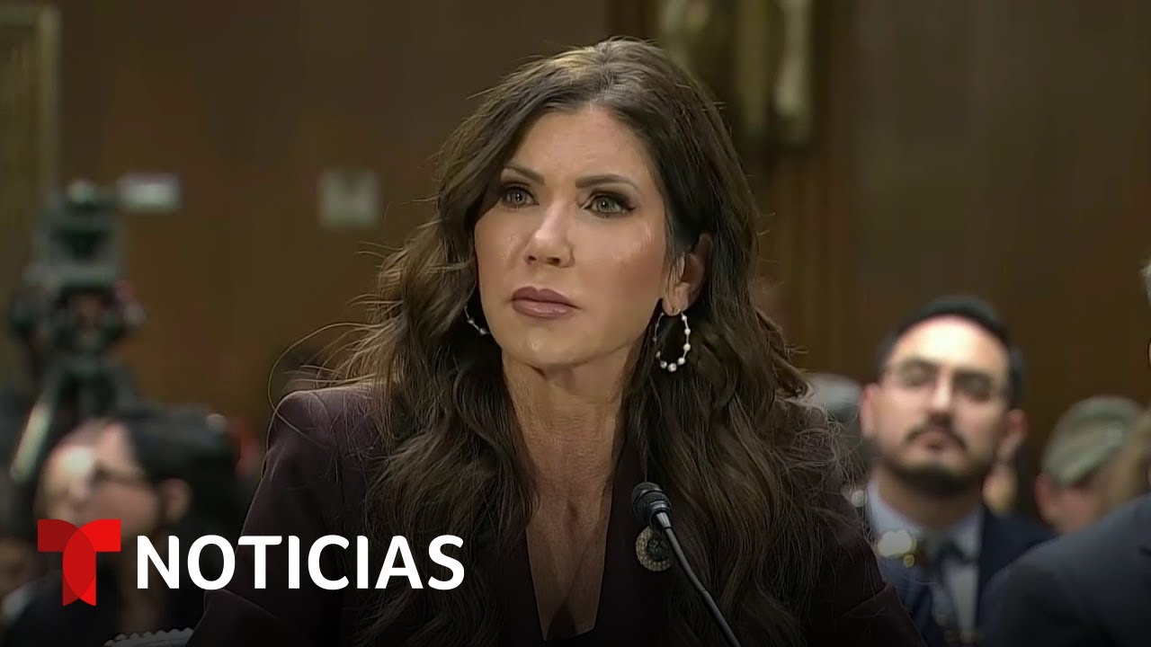 Un senador republicano le exige a Kristi Noem su renuncia en una tensa audiencia