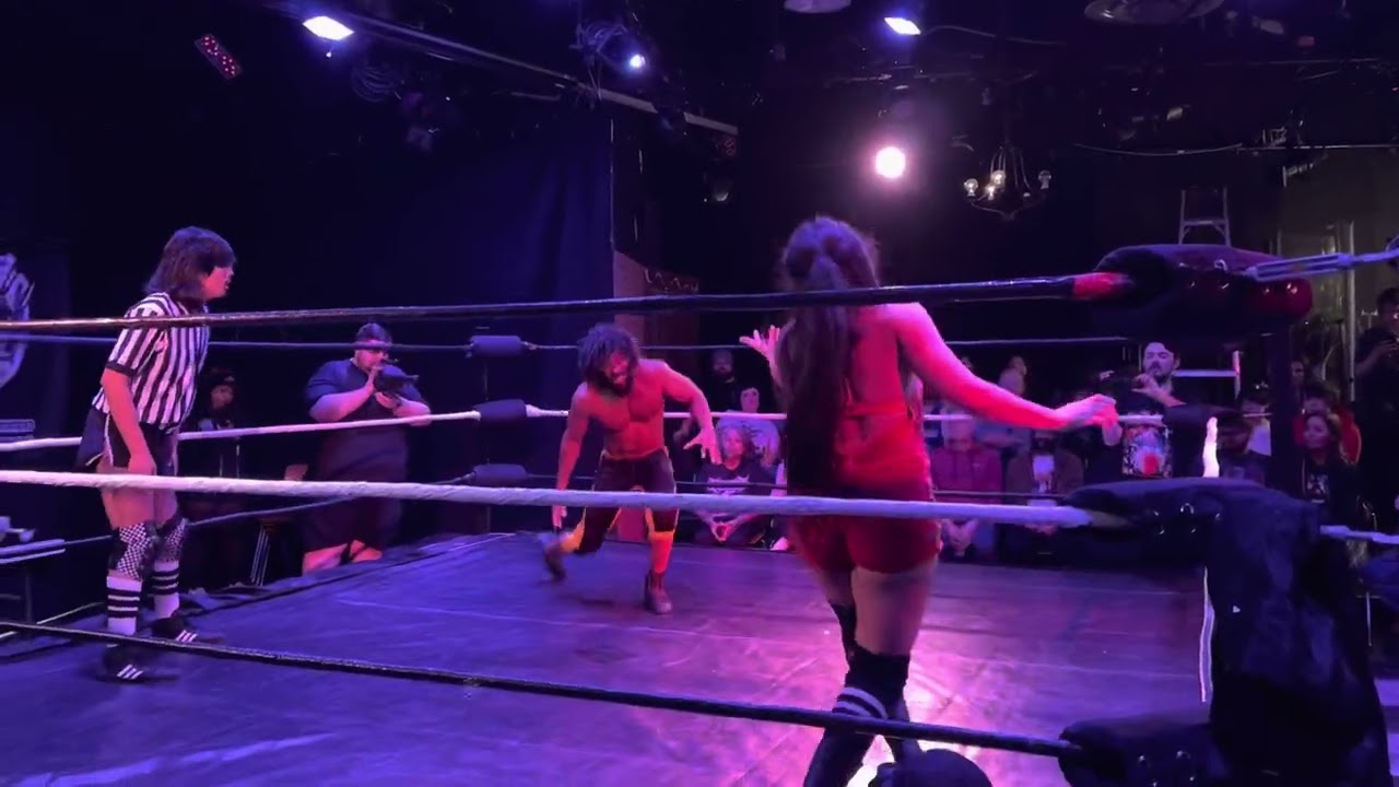Johnnie Robbie VS G Sharpe