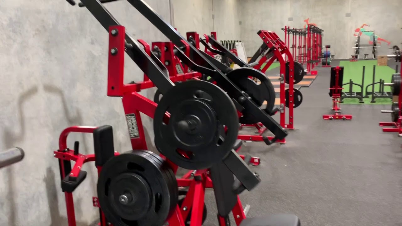 Round 1 Fitness - Hammer Strength Fitout