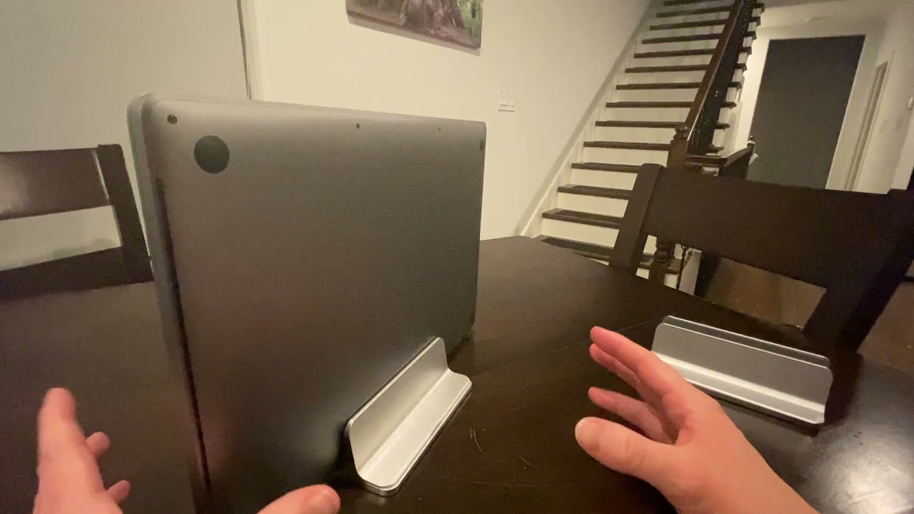 OMOTON Vertical Laptop Stand Review