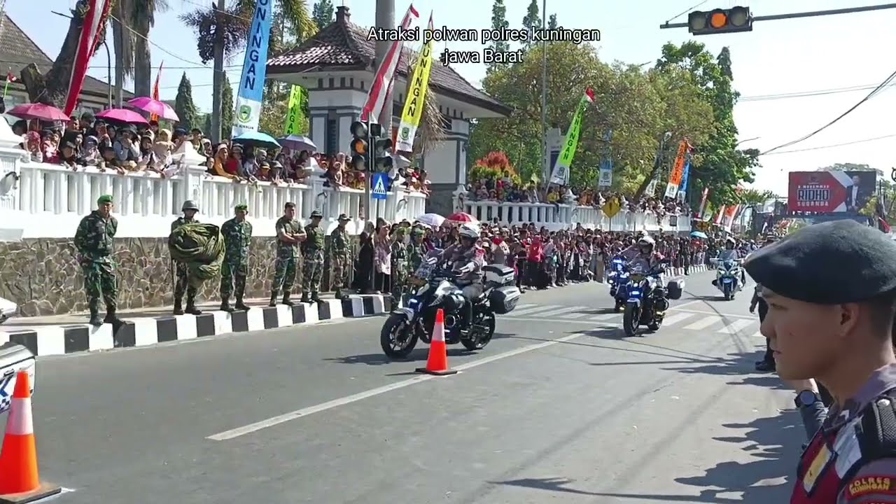 Atraksi polwan polres kuningan Jawa Barat