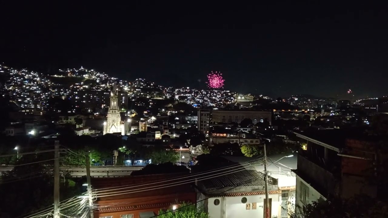 A noite de Natal em Rio de Janeiro, 25/12/2025. Рождественская ночь в Рио де Джанейро, 25/12/2025. 