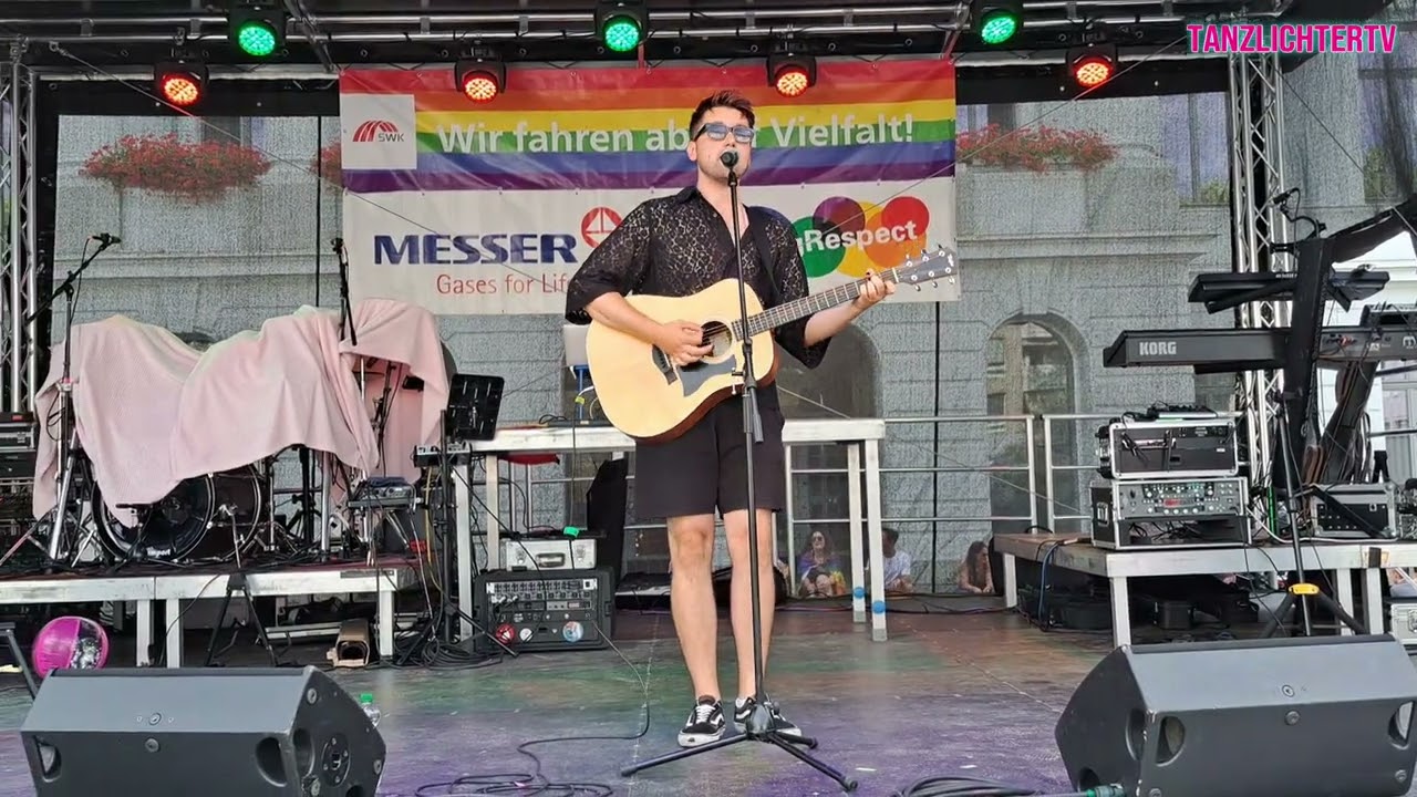 Relya Voy - Baby One More Time [Cover] @ CSD Krefeld 24.08.2024
