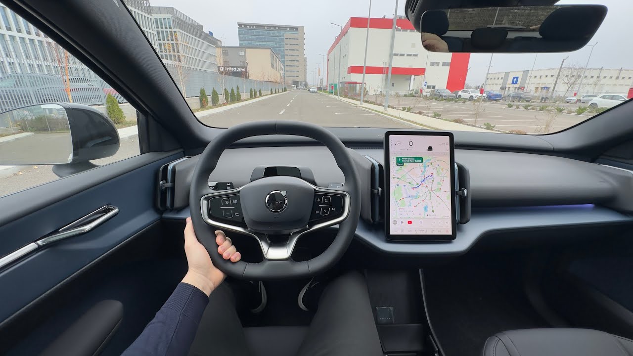 Тест-драйв Volvo EX30 Cross Country 2026