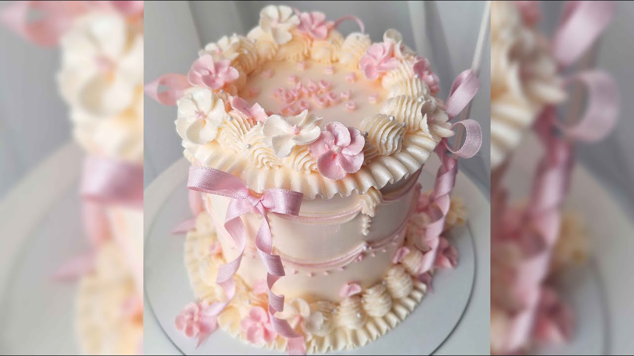 Vintage Tasarım Çiçekli ve Kurdeleli Bride Pasta Süslemesi🌸 