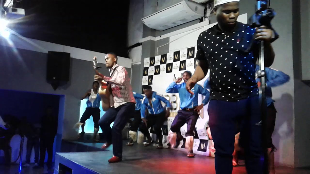 Osaziwayo benza abadume ngakho