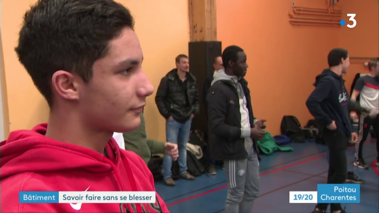 Les apprentis du CFA-Bâtiment de Saintes apprennent les bonnes pratiques avec un coach sportif