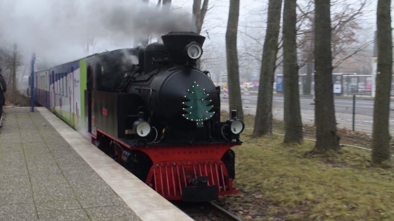Schmalspur-Dampflok Merapi bei der Nikolausfahrt Berlin 4.12.2016