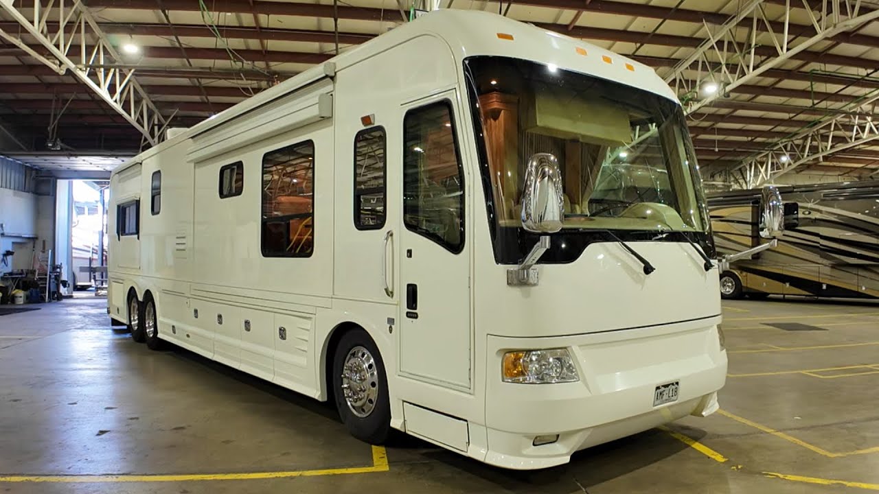 One of a Kind Country Coach Intrigue!
